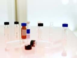 Toon producten in categorie Screw Vials Afbeelding voor categorie Screw Vials