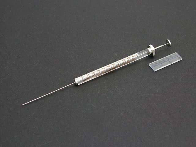 Afbeelding van Syringe 10F-LC; 10 µl; fixed needle; 22G;51 mm needle length;lc